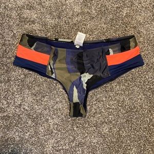 Lolë swim bottoms
